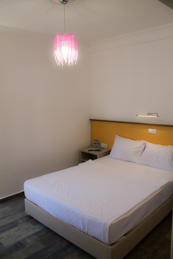 Rengarenk Apart Hotel Ortakentyahşi Exterior foto